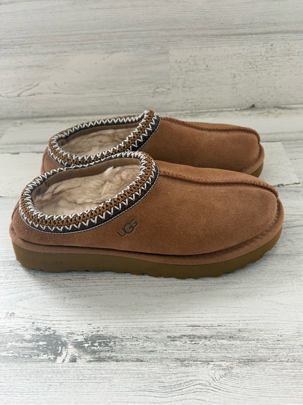 Ugg Women’s Size 6 Tasman Slippers Suede Upper, Sheepskin Lining In Chestnut